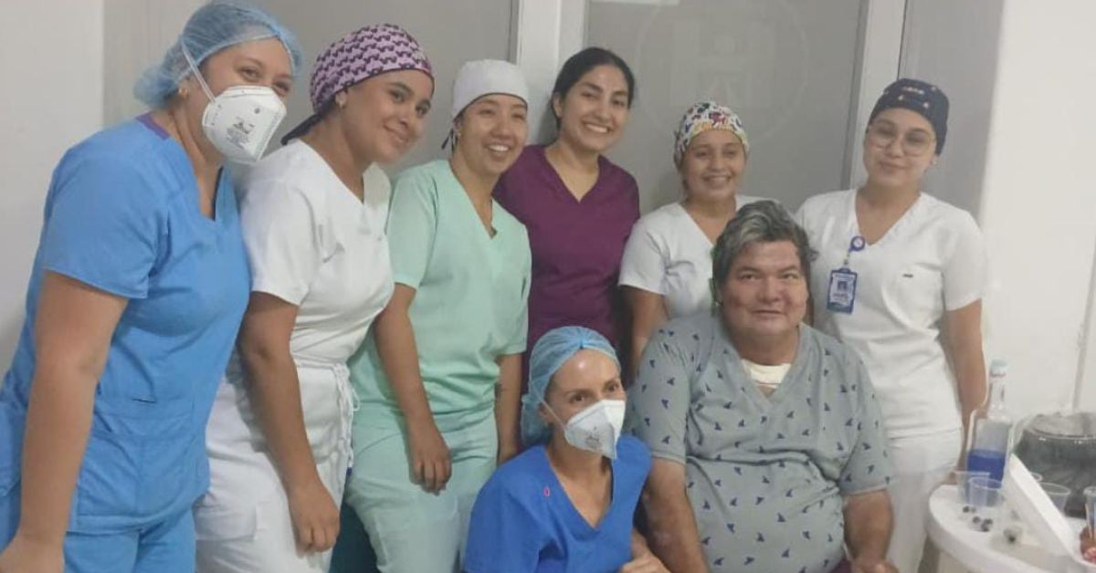 Celebrando la vida de nuestros pacientes: Cumpleaños de Carlos Torres